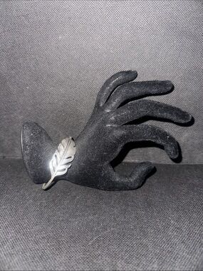 Silver Feather Cuff Bracelet - Elegant Open Bangle
